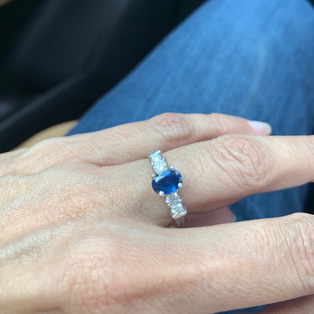 Sapphire and diamond ring in silver. Size 6.